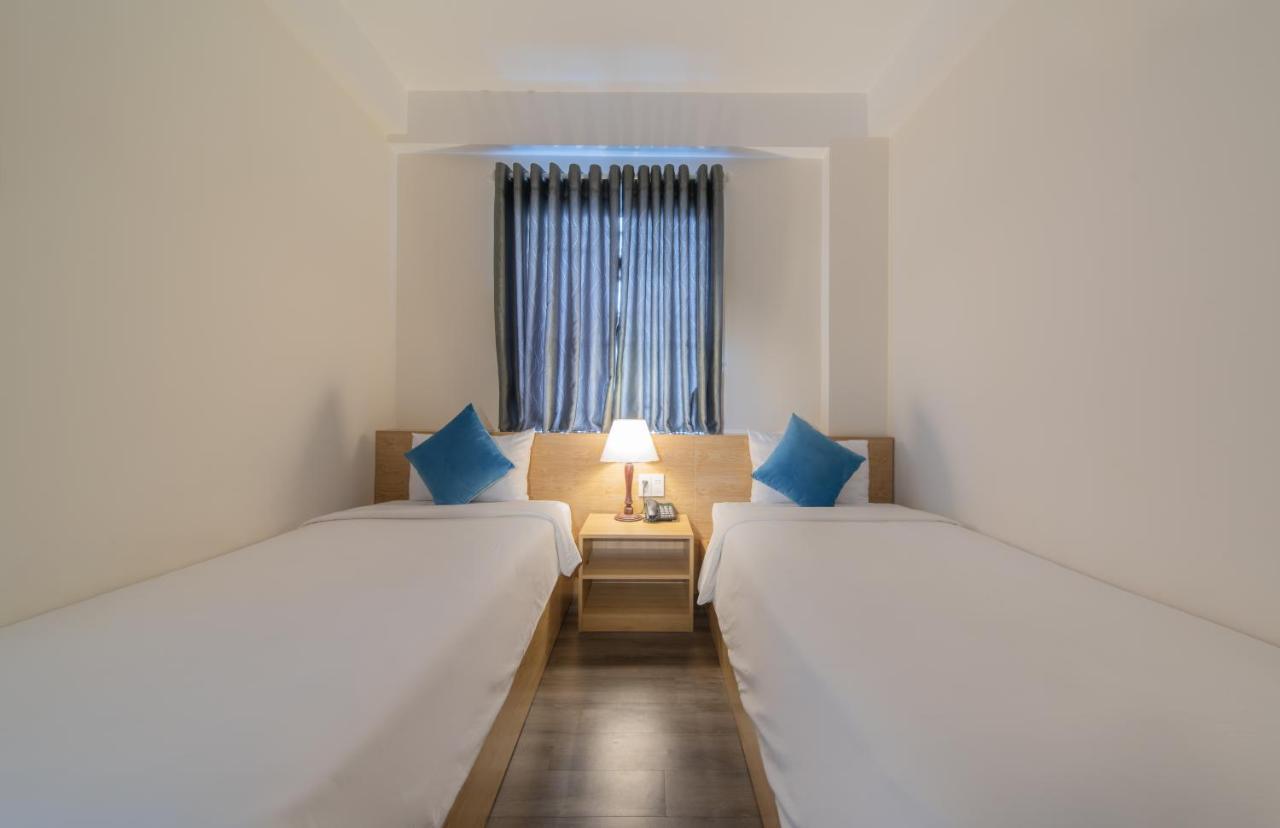 Starlight Nha Trang Hotel Buitenkant foto
