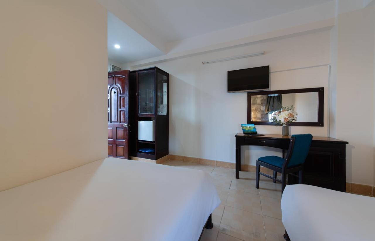 Starlight Nha Trang Hotel Buitenkant foto